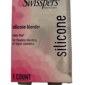Silicone blender makeup blender. Makeup sponge